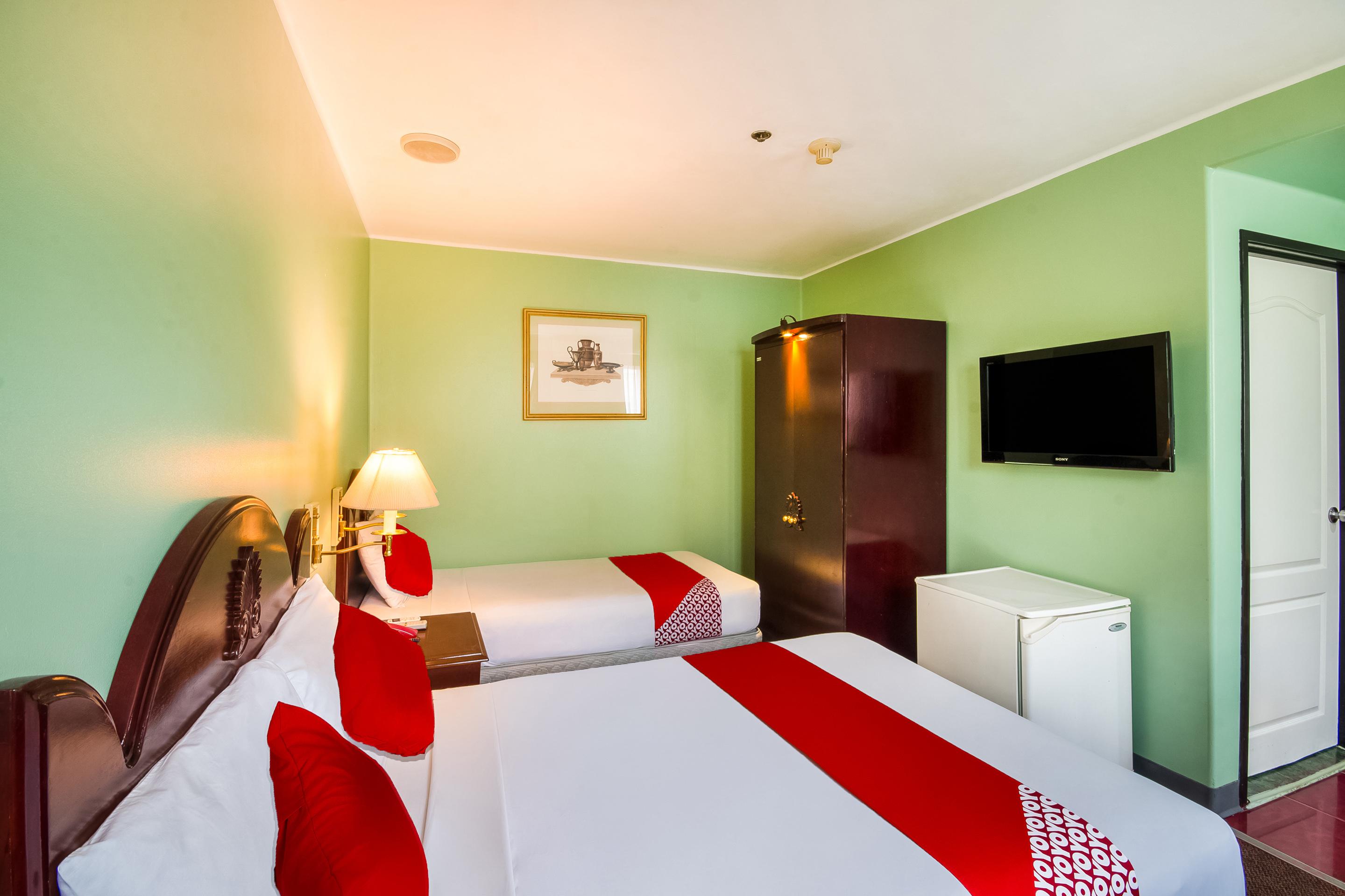 Palladium Suites Hotel Cebu Bagian luar foto