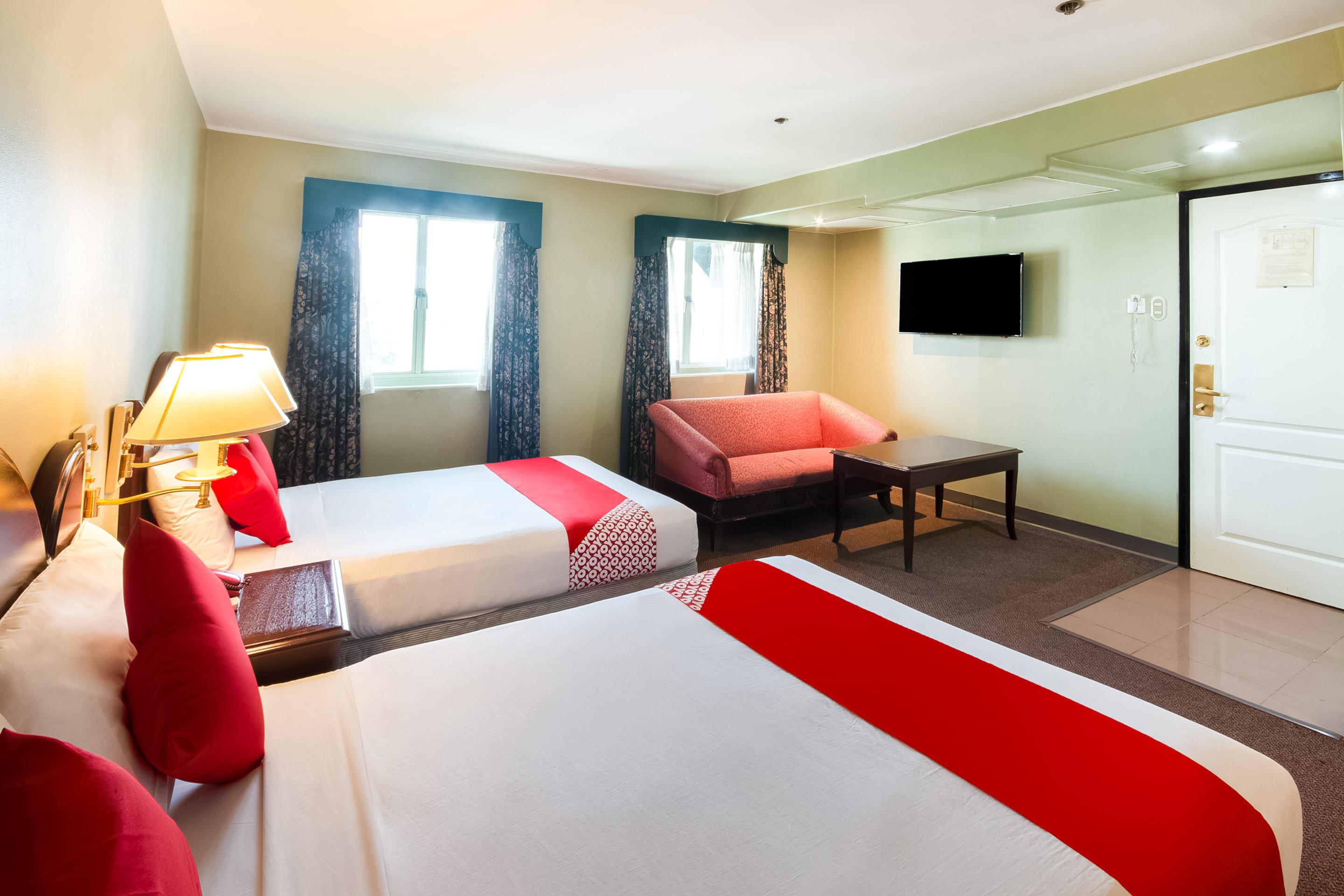 Palladium Suites Hotel Cebu Bagian luar foto
