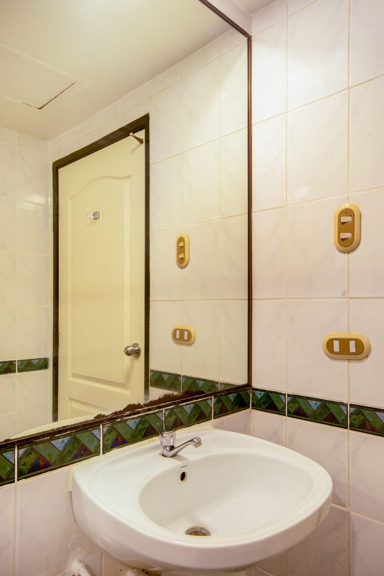 Palladium Suites Hotel Cebu Bagian luar foto