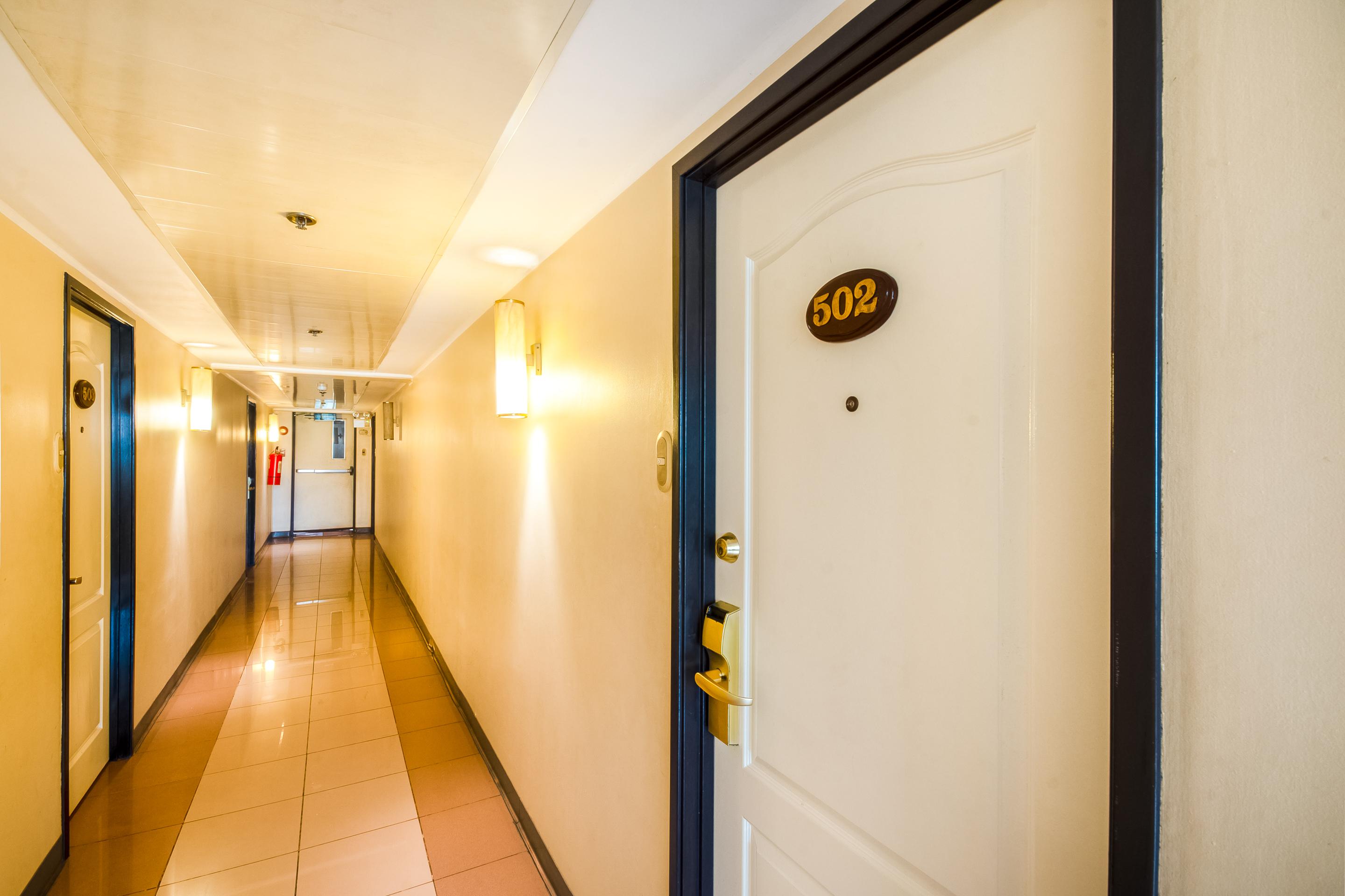 Palladium Suites Hotel Cebu Bagian luar foto