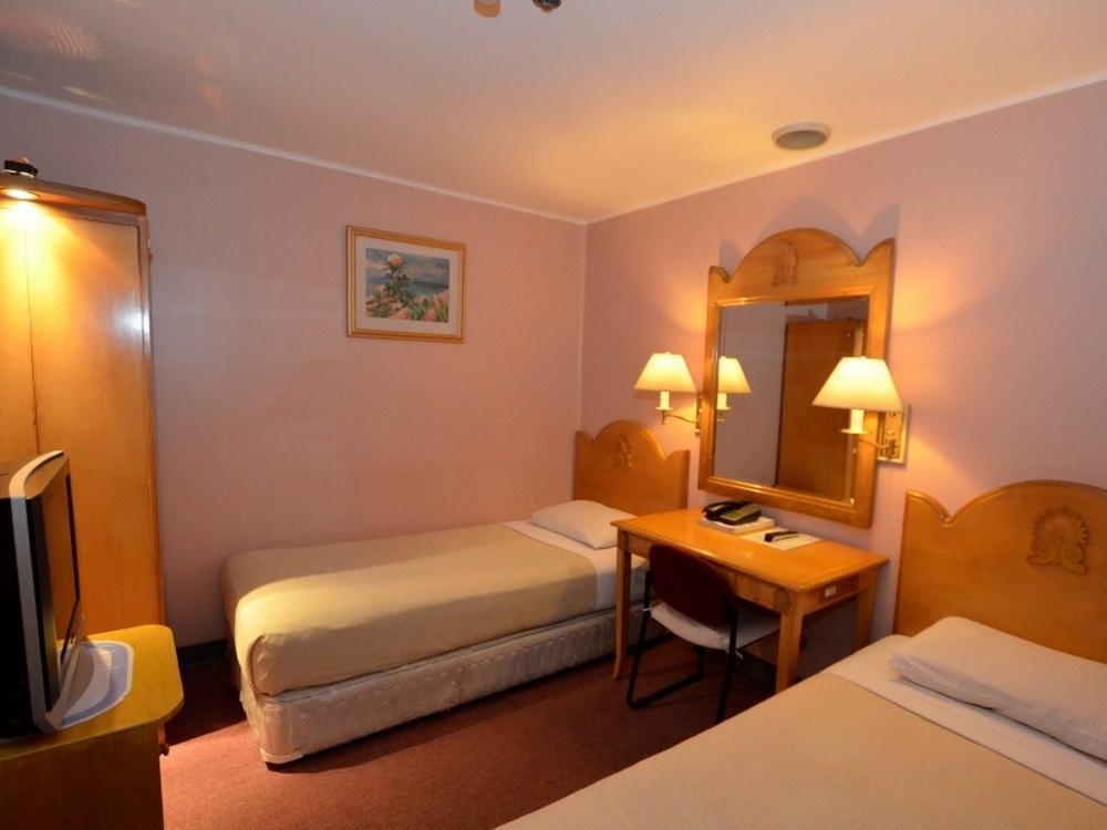 Palladium Suites Hotel Cebu Bagian luar foto