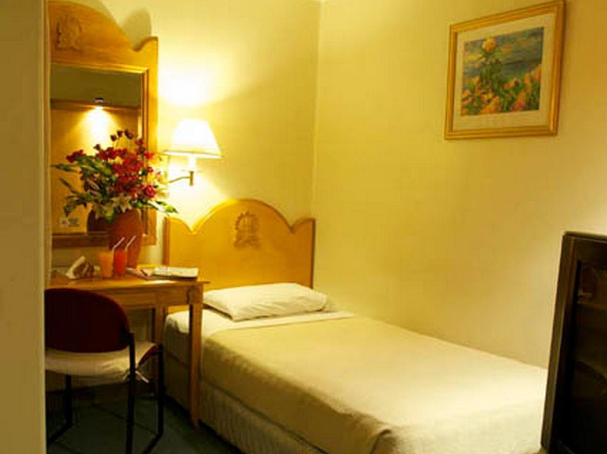 Palladium Suites Hotel Cebu Bagian luar foto